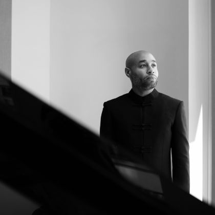 https://spirio-spotlight.steinway.com/zh_CN/spiriocast/2024/6-13-24-aaron-diehl