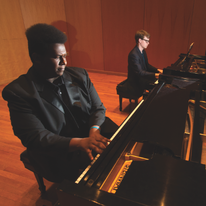 /news/steinway-chronicle/summer-2016/Marking-a-decade-of-excellence-at-UWF
