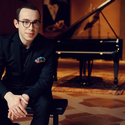 https://spirio-spotlight.steinway.com/zh_CN/spiriocast/2023/nicolas-namoradze-on-demand