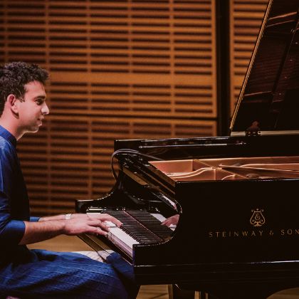 https://spirio-spotlight.steinway.com/spiriocast/2022/07-13-utsav-lal