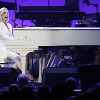 /steinway.com-china/news/articles/跨界合作